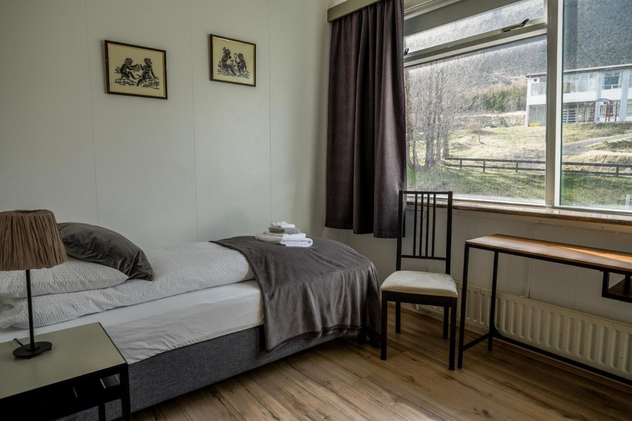 Harbour Inn - Guesthouse Bildudalur Екстер'єр фото